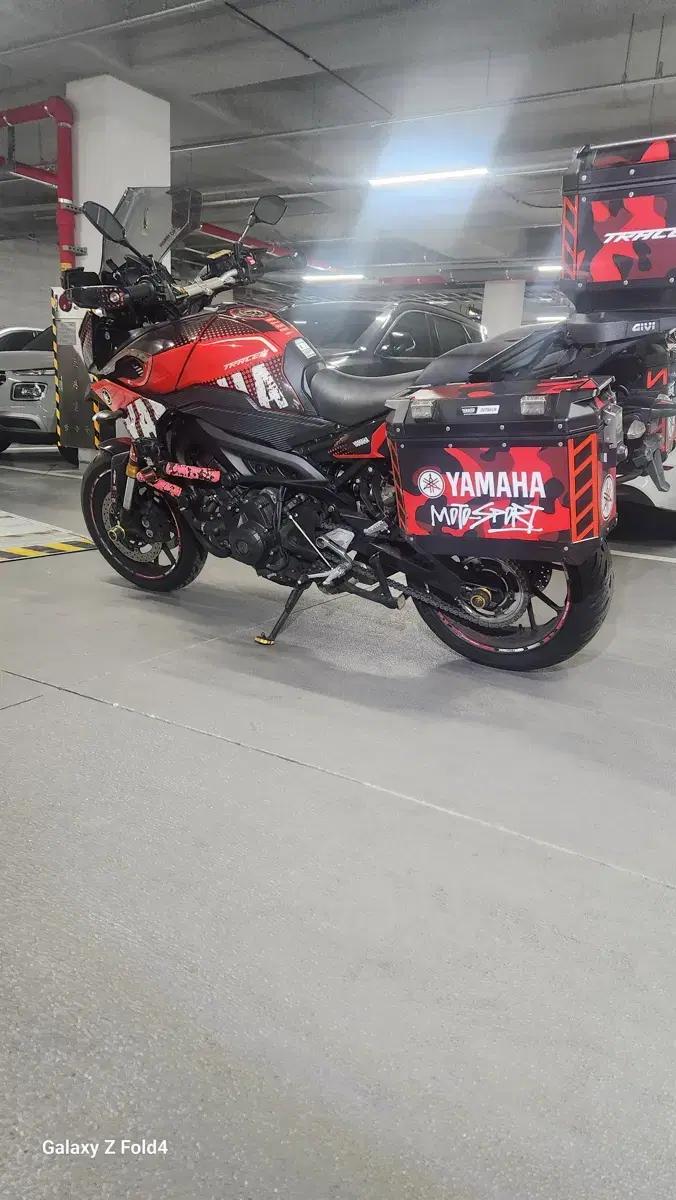 Mt 09트레이서
