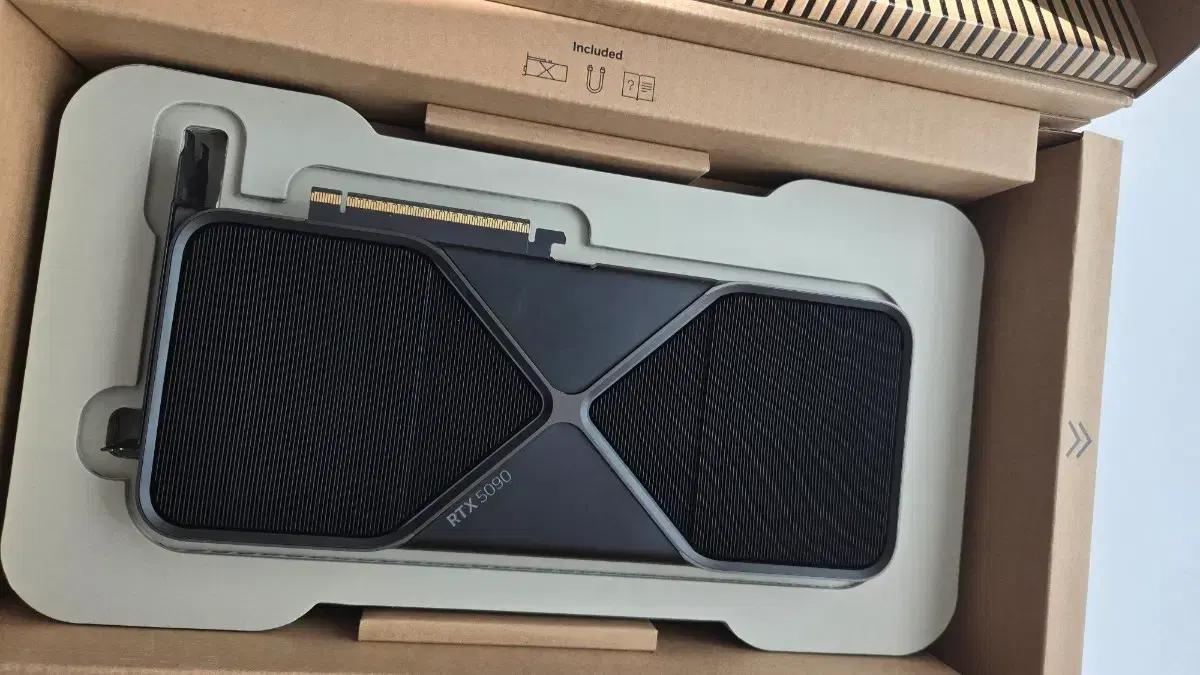rtx5090 fe 슈라우드 부품용,장식용