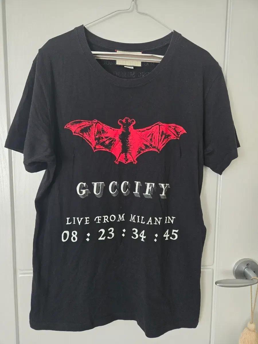 구찌 GUCCIFY 박쥐 프린팅 반팔 티셔츠 블랙 100(m)