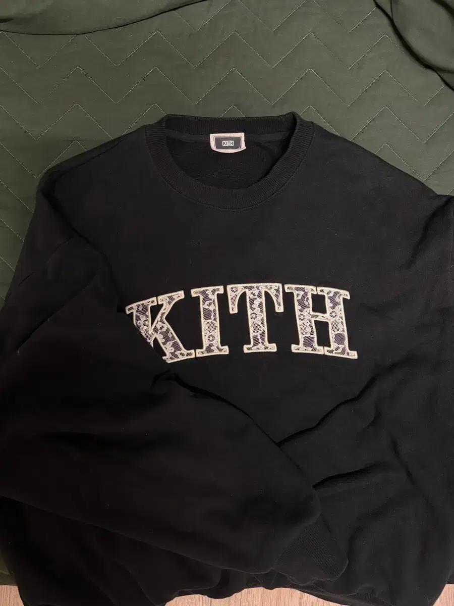 kith 맨투맨 L사이즈