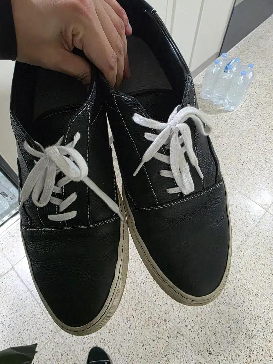 커먼프로젝트 남성 스니커즈 290 eu44 5174 7547 팝니다