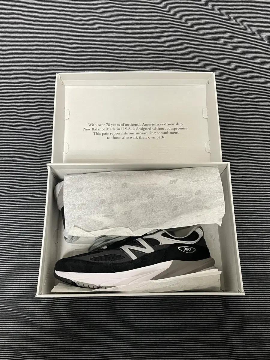 뉴발란스 990V6 블랙 275 새상품