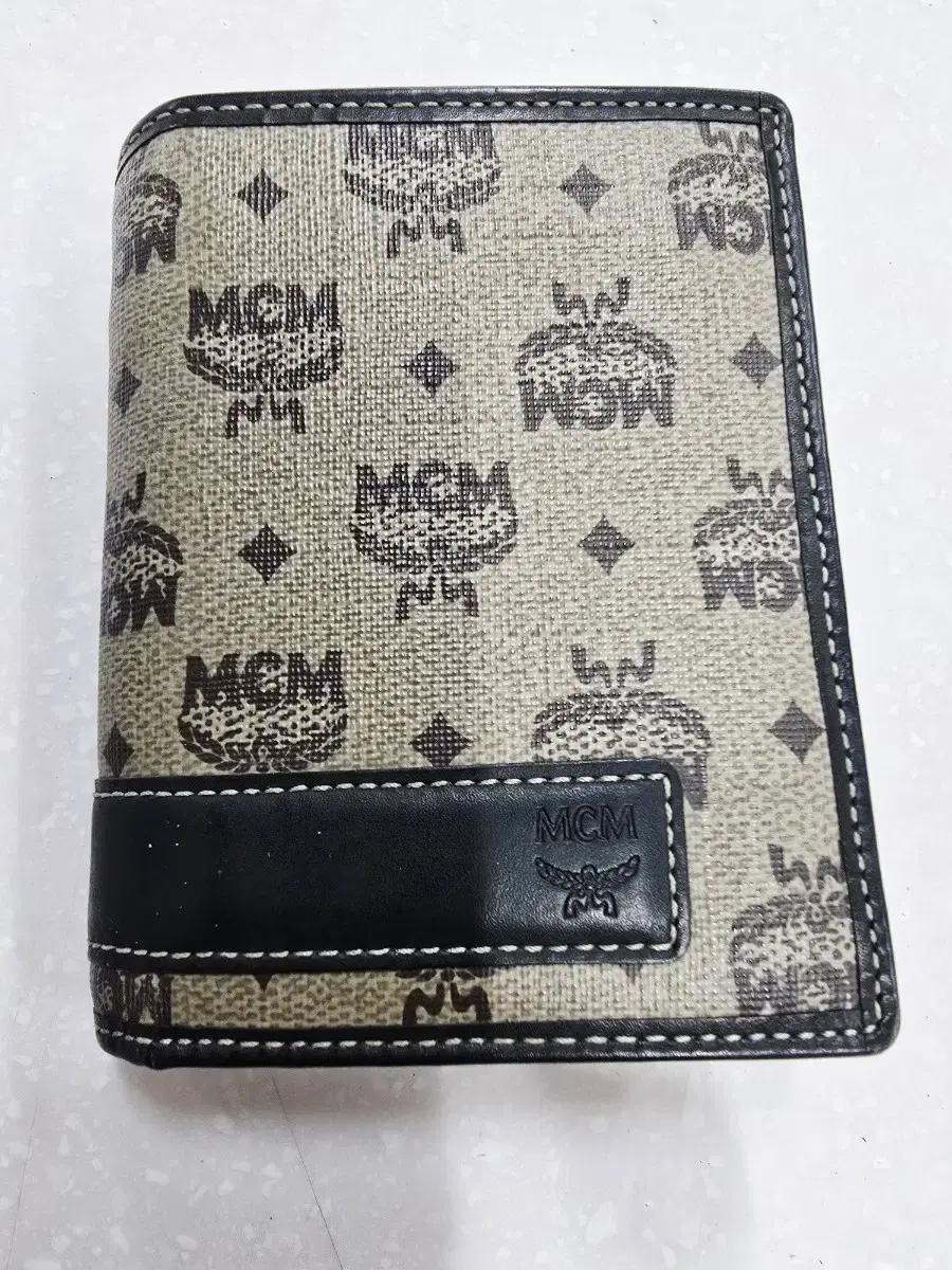 MCM 반지갑 남성용 브라운 모노그램