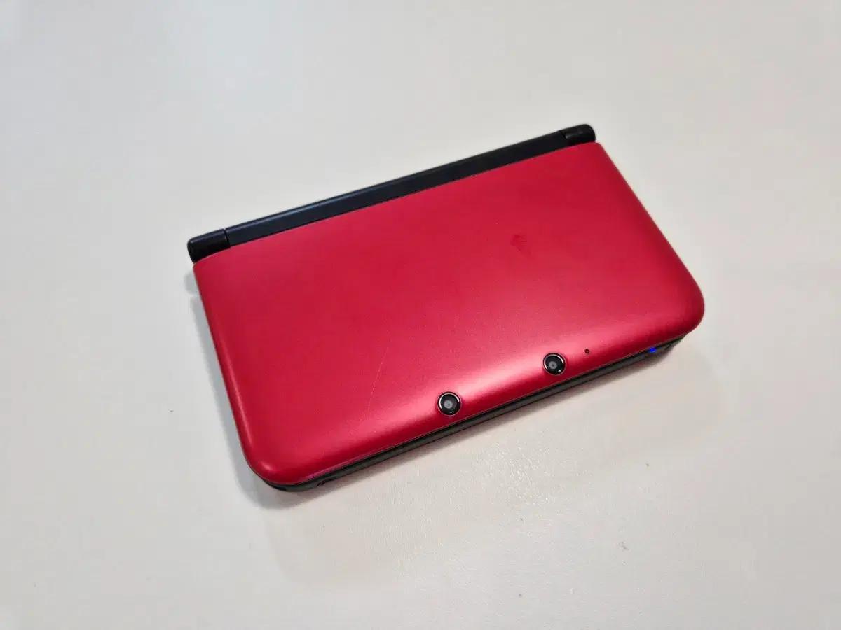 닌텐도 3ds xl 레드 (액정필름, 정품 펜, 일반충전기)