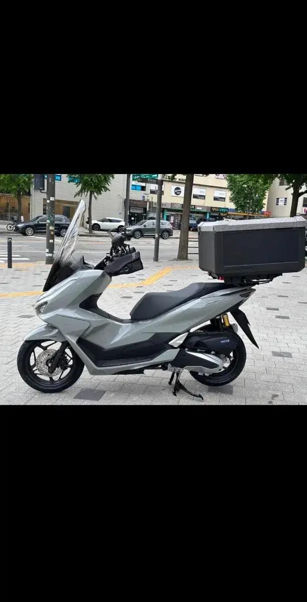 pcx125. NMax구매합니다.120-130만원사이구해봅니다.
