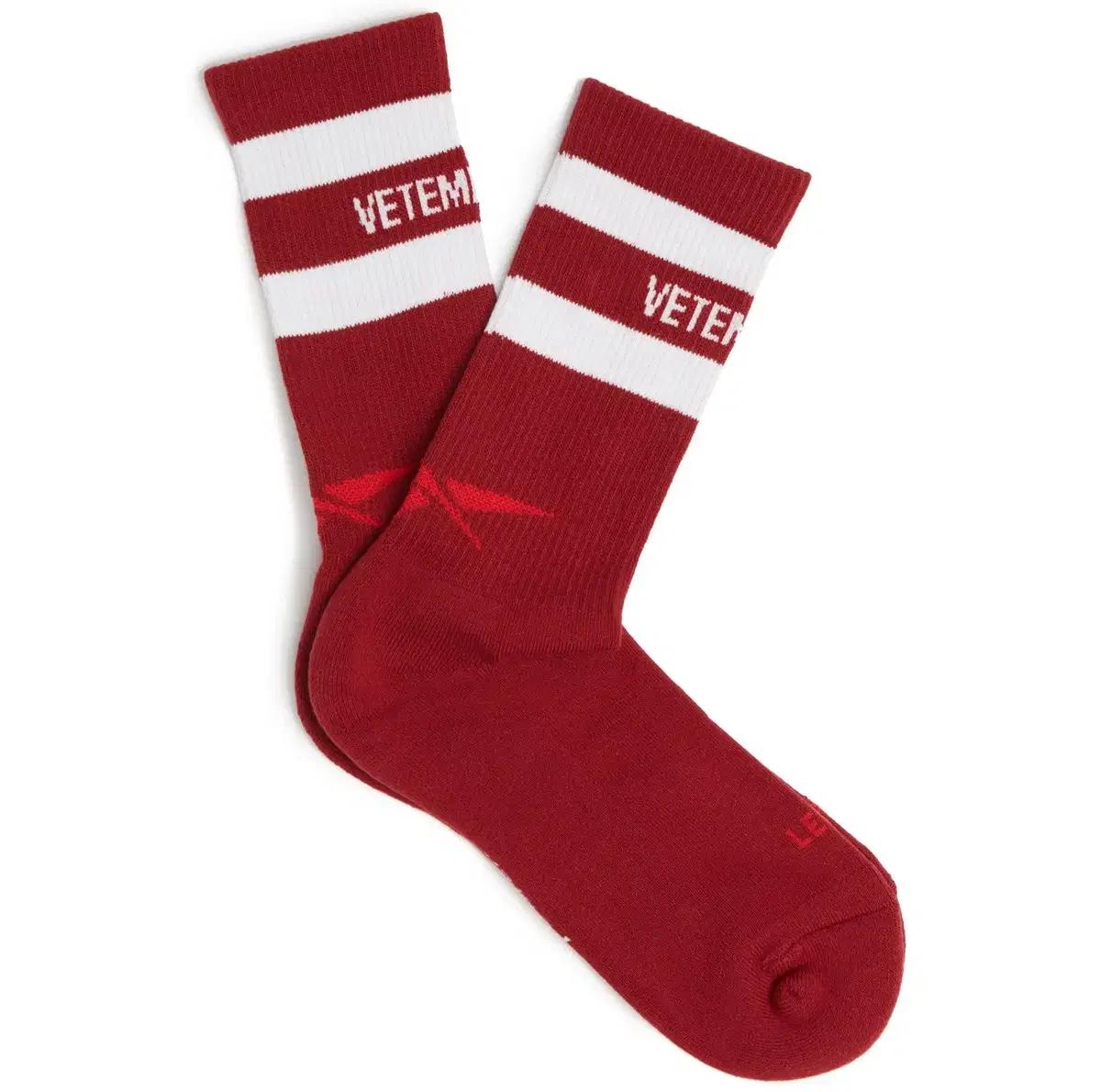 VETEMENTS 베트멍 버건디 리복 콜라보 양말