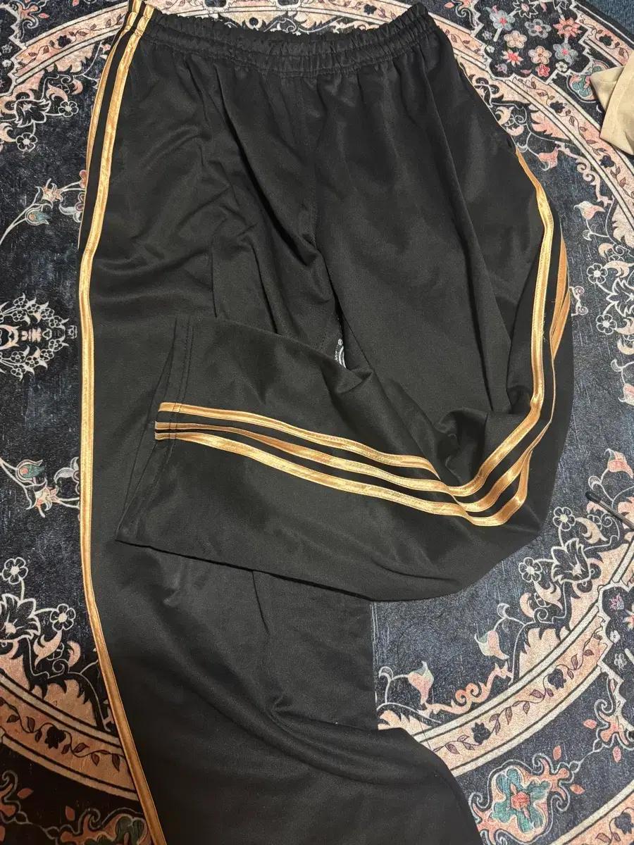빈티지 아디다스 트레이닝 팬츠