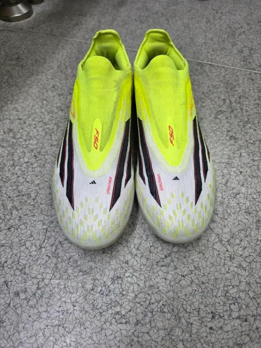 아디다스 F50 LL TF 260 팝니다