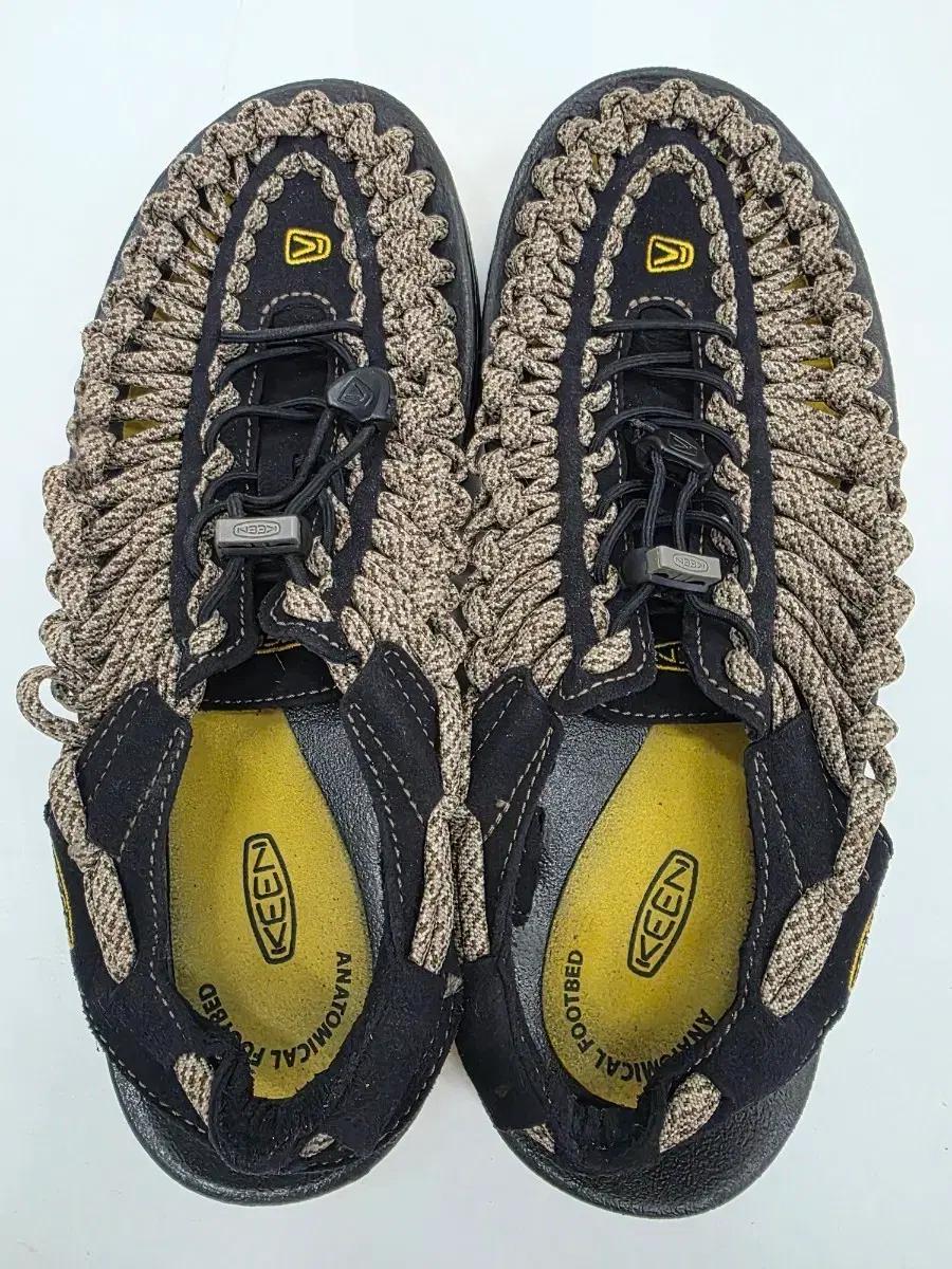 KEEN 킨 유니크 샌들(260)