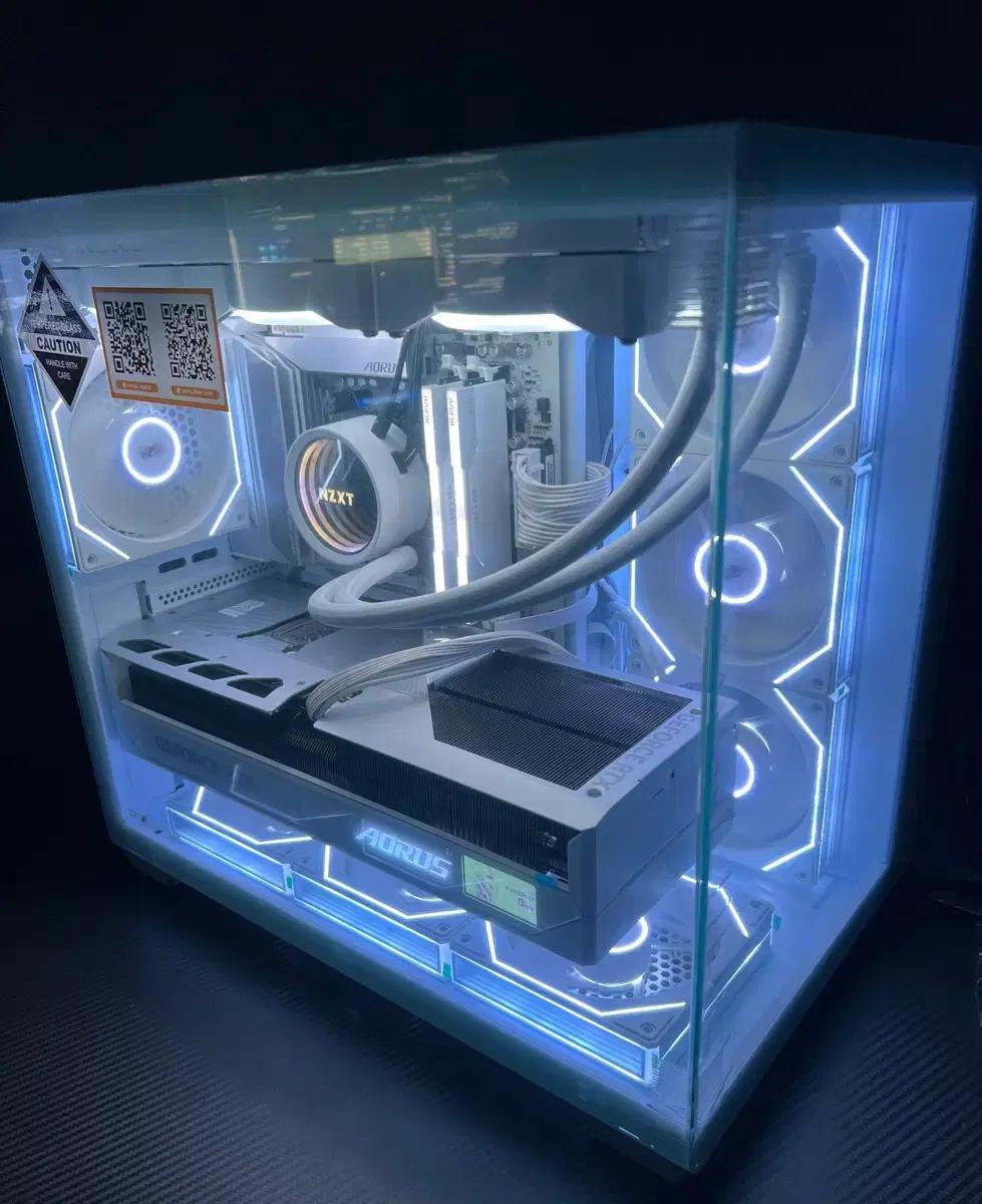 거의 새것 9800x3d RTX 5080 어로스마스터 어마 ICE PC