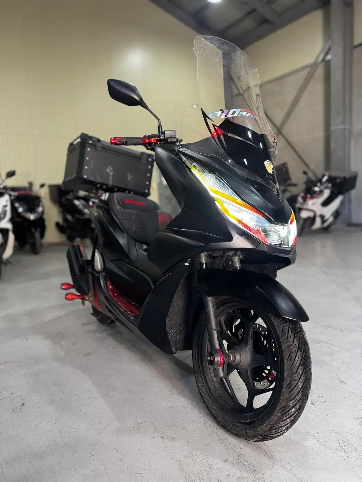 혼다 Pcx125 22년형 ABS 7만Km 판매합니다.