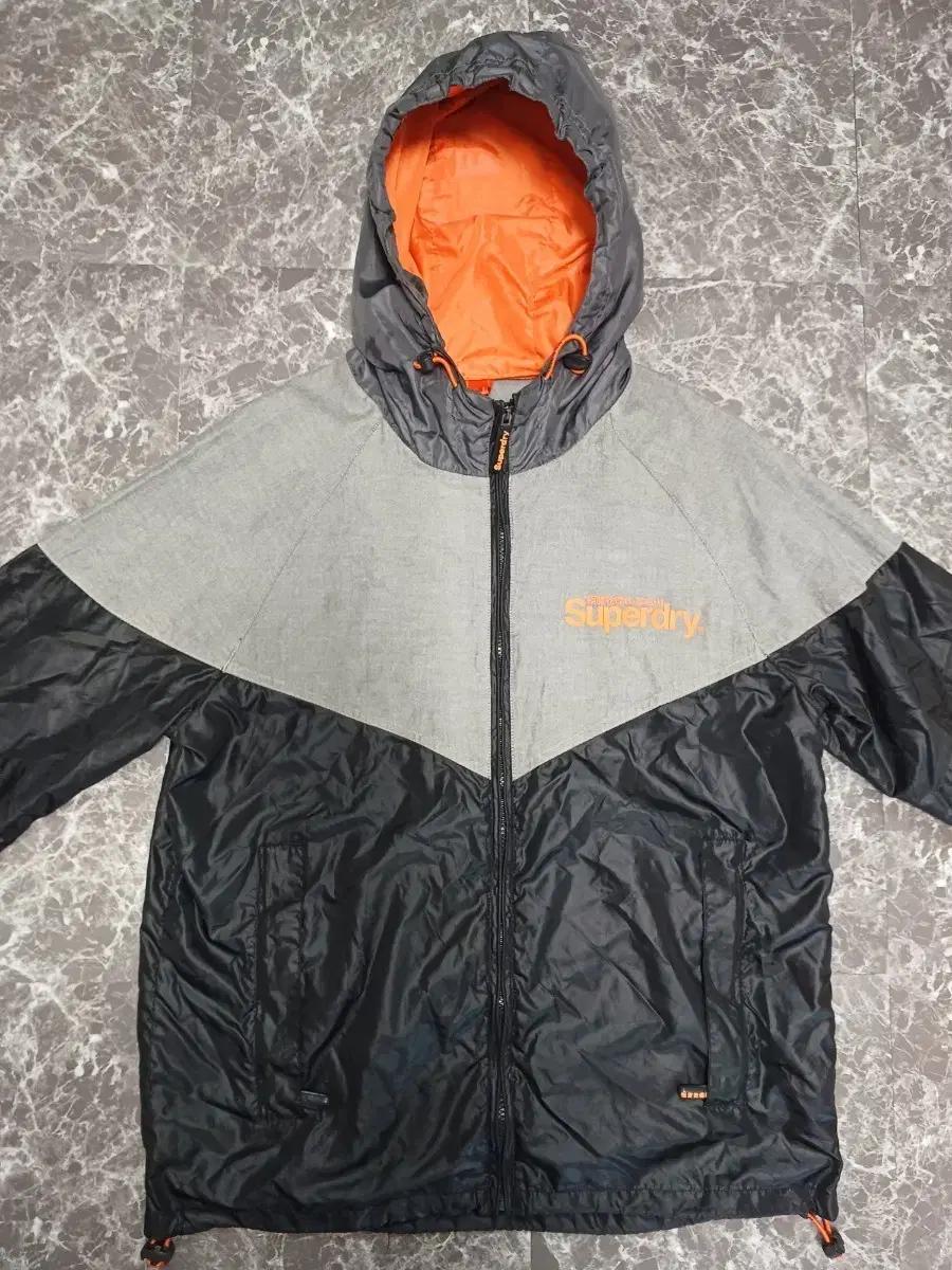 슈퍼드라이(Superdry) 바람막이 재킷