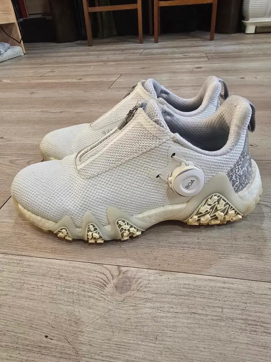 아디다스 골프 코드케이오스 22 스파이크리스 보아골프화 235mm