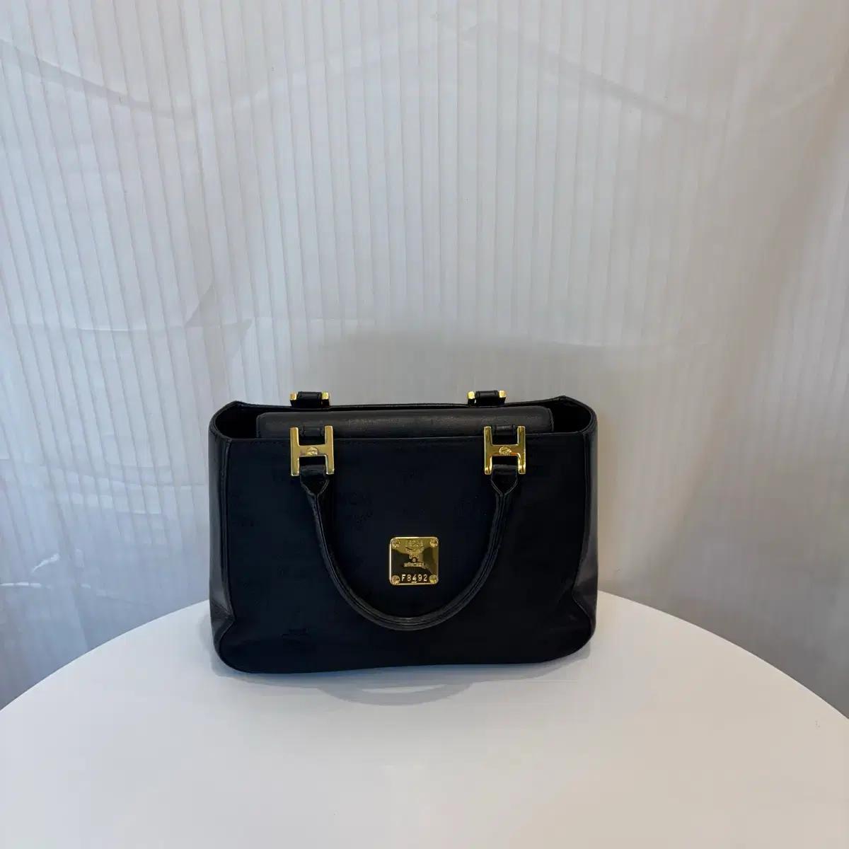 정품 MCM 금장 패브릭 토트백