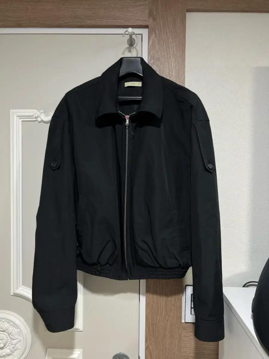 렉토 21ss short zip bomber jumper