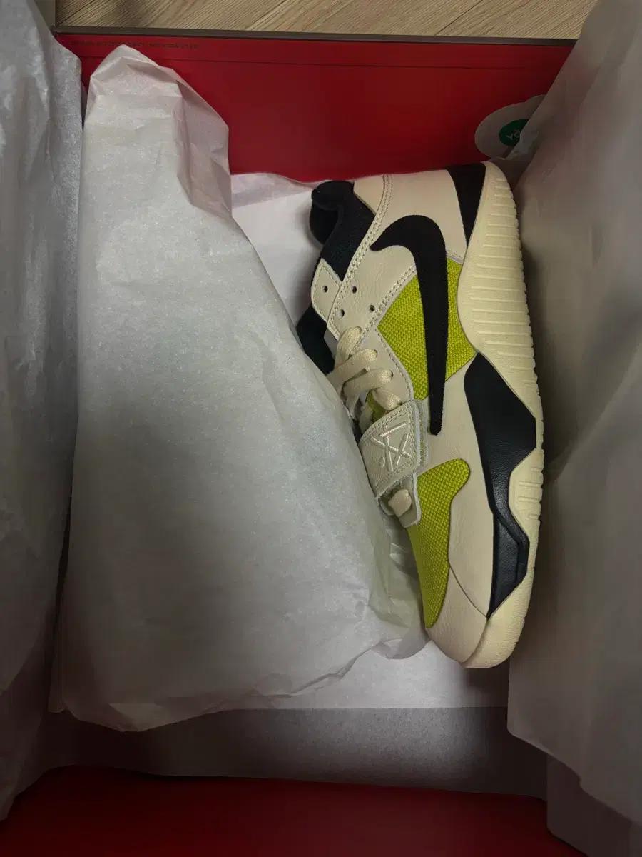 조던 x 트래비스 스캇 점프맨 잭 TR 브라이트 캑터스 255
