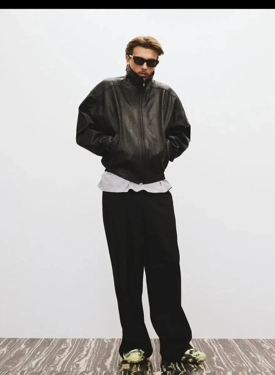 [xl]렉토 25ss 빈티지 이펙트 크랙 하이넥 레더 자켓
