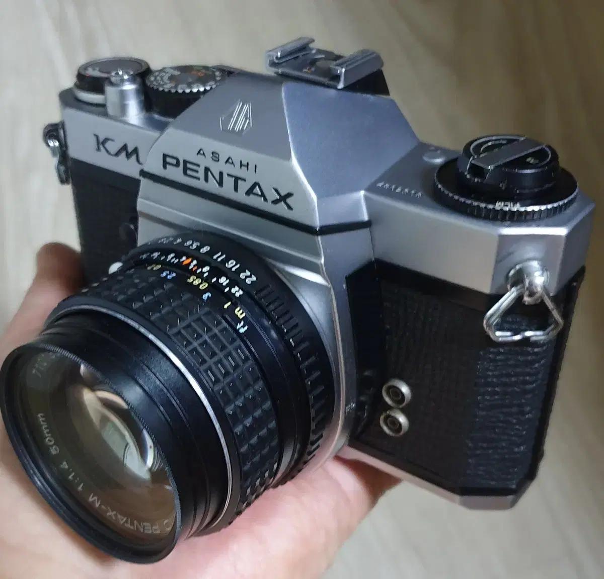 펜탁스 SMC PENTAX-M 50mm F1.4. KM바디