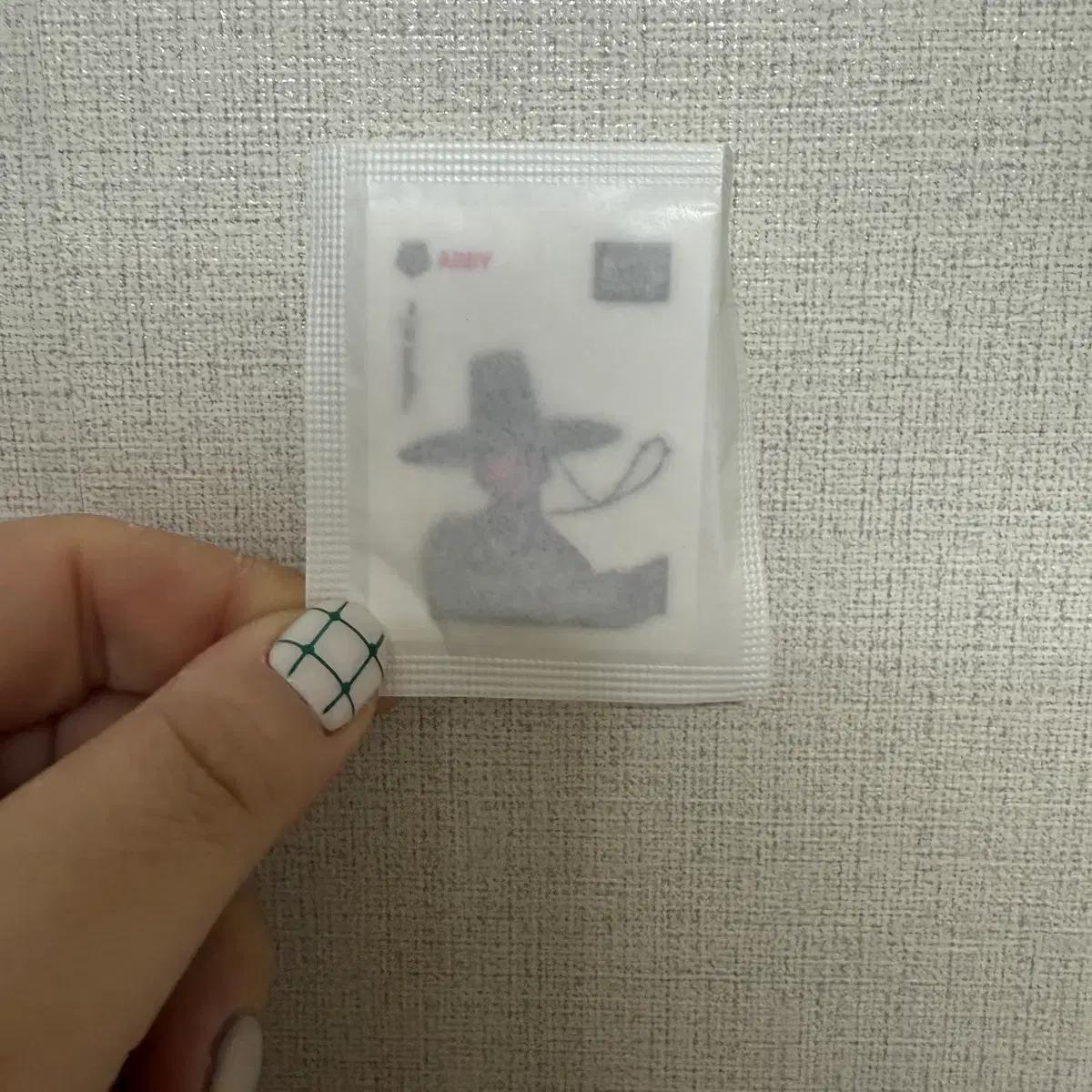 GS25 매콤로제떡볶이 콜라보 케이팝 데몬 헌터스 씰