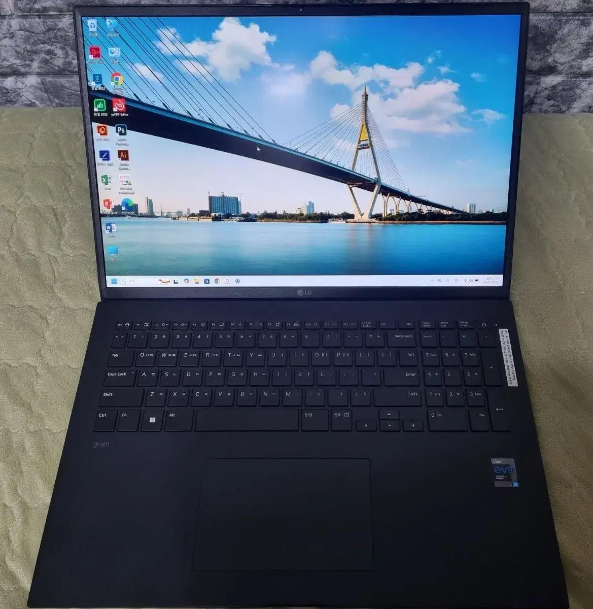 LG 그램 16Z90P-GAFBK