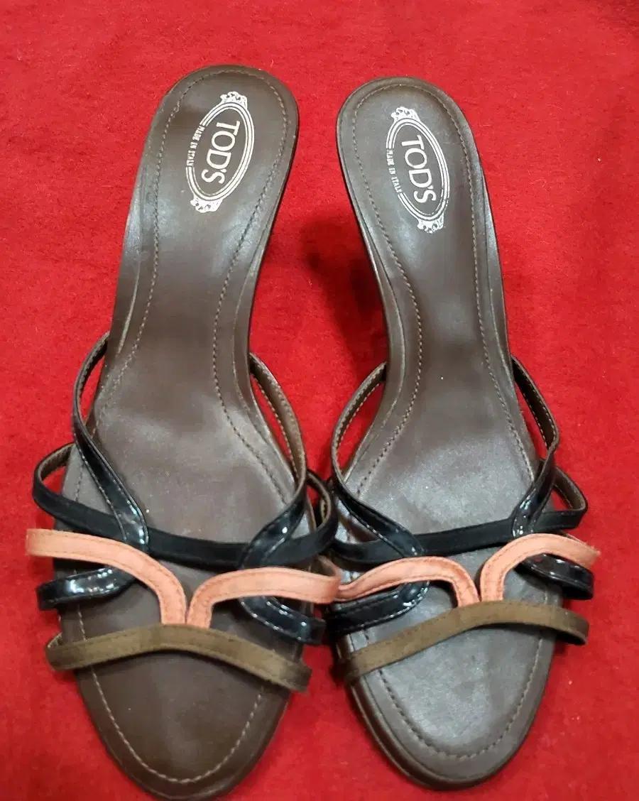 TODS 토즈 브라운 스트랩 힐 샌들