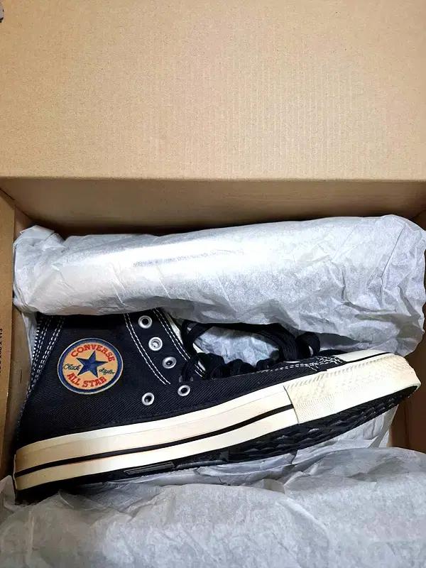 컨버스 CT AS WASHED BACK ZIP HI  박스 새제품 팝니다