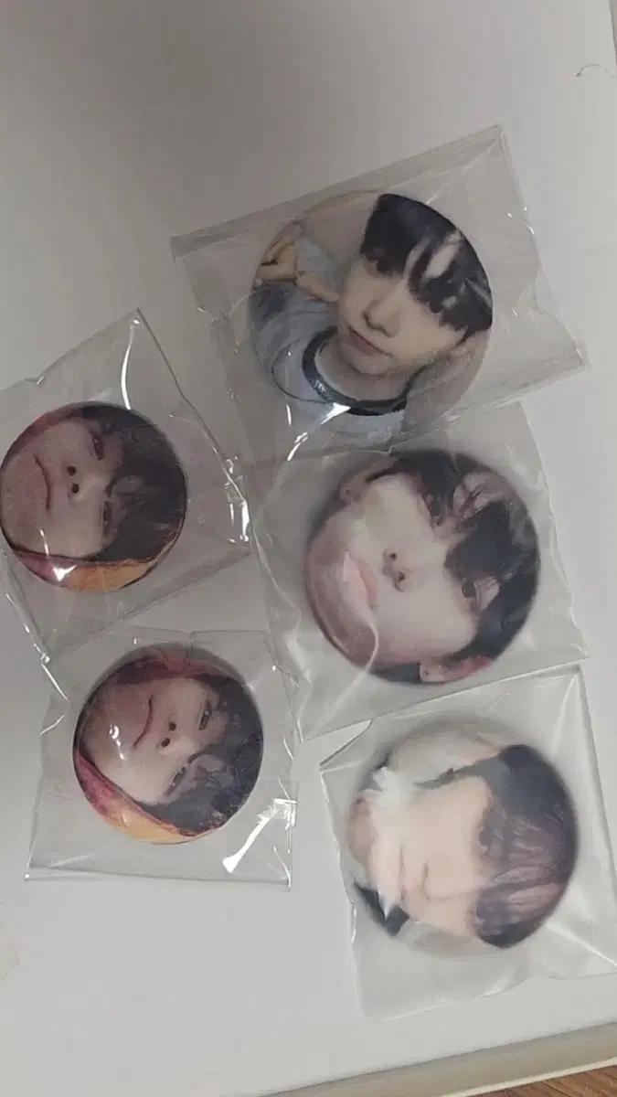 보넥도 말랑핀뱃지 양도 명재현 한태산 김운학