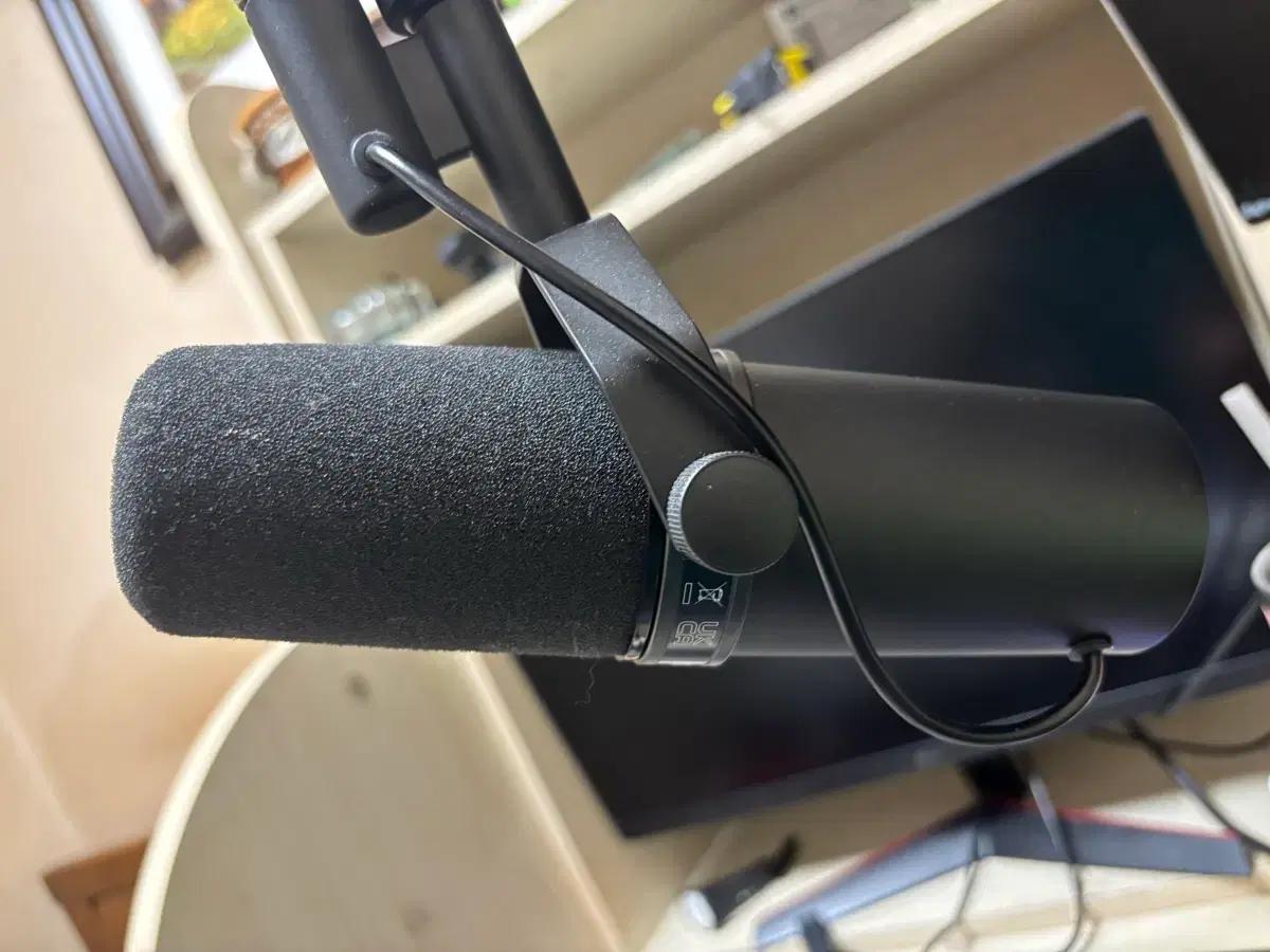 SHURE SM7B 마이크 (상태 최상) (한달 사용)