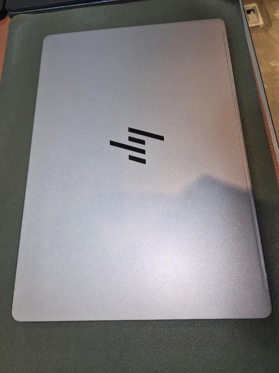 AI용 초 고사양 노트뷱 팝니다 hp ultra zook g1a memo
