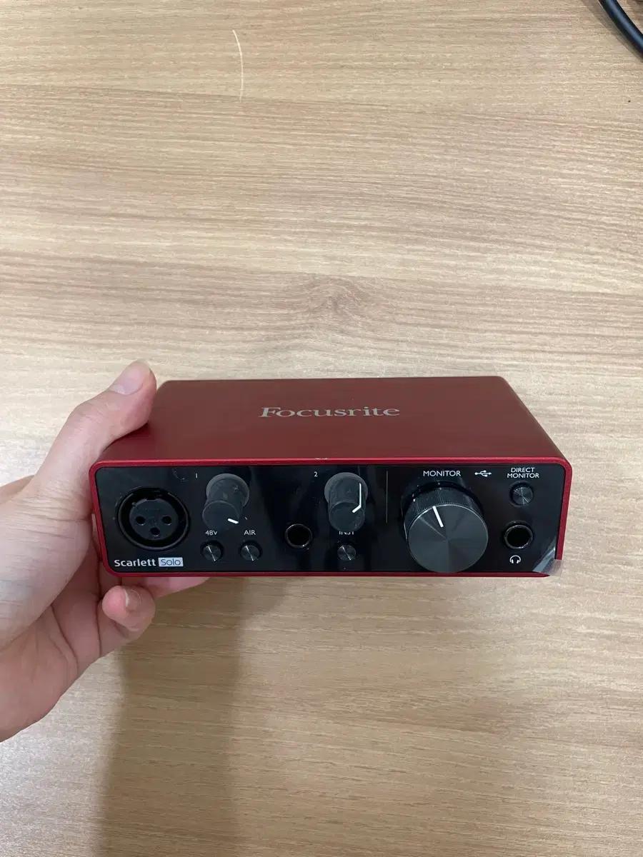 Focusrite Scarlett Solo 3세대 오디오 인터페이스