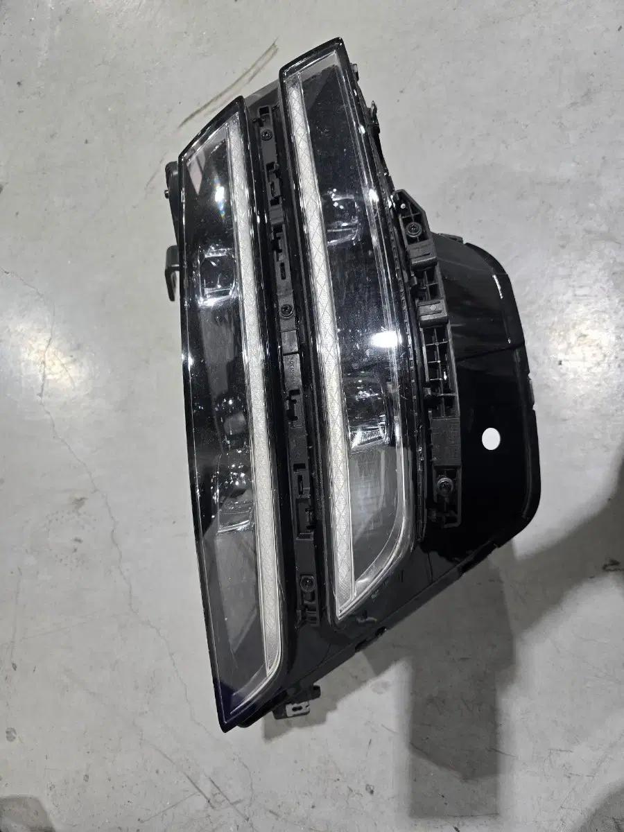 G80 RG3 조수석 라이트 92102TT1000