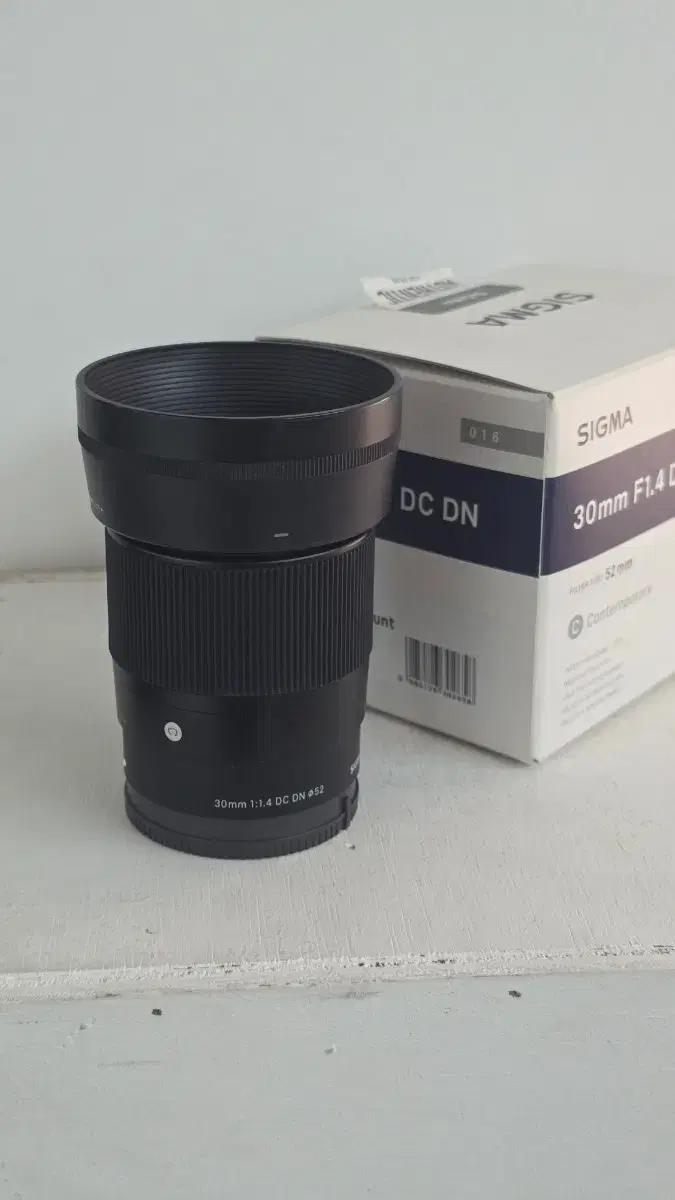 시그마 30mm F1.4 DC DN 렌즈 소니 e 마운트 삼식이
