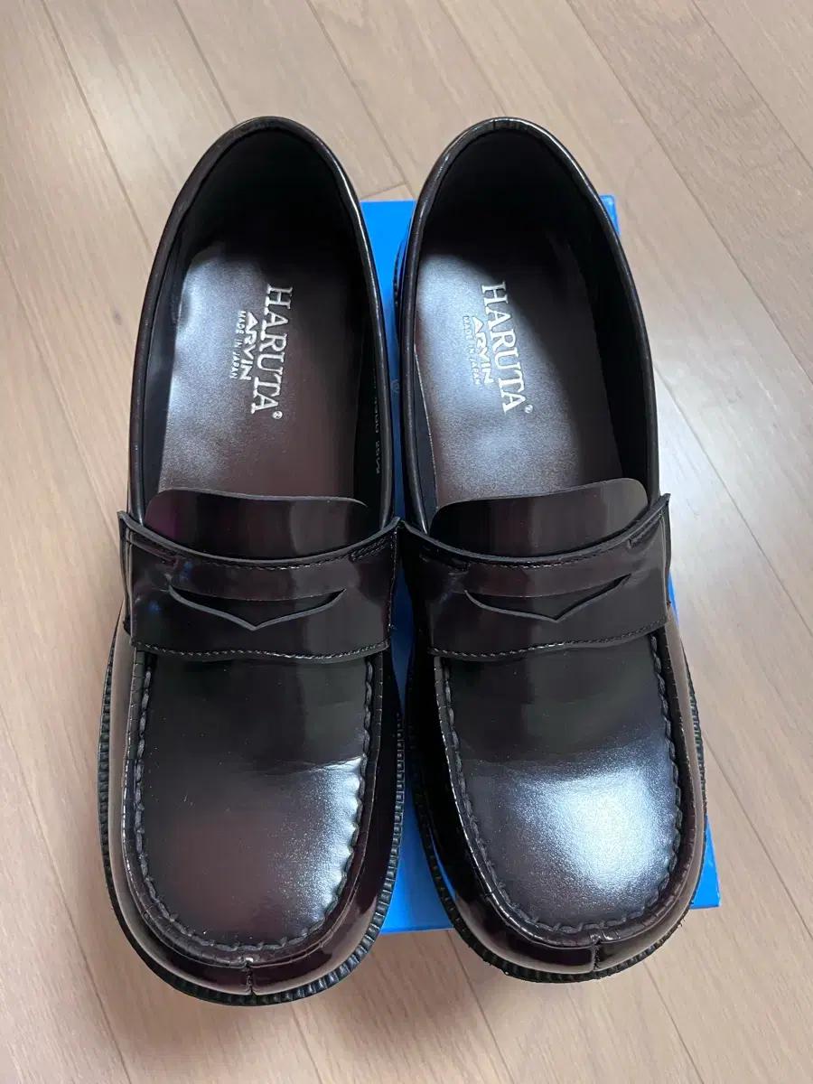 하루타 스퀘어토 로퍼 255