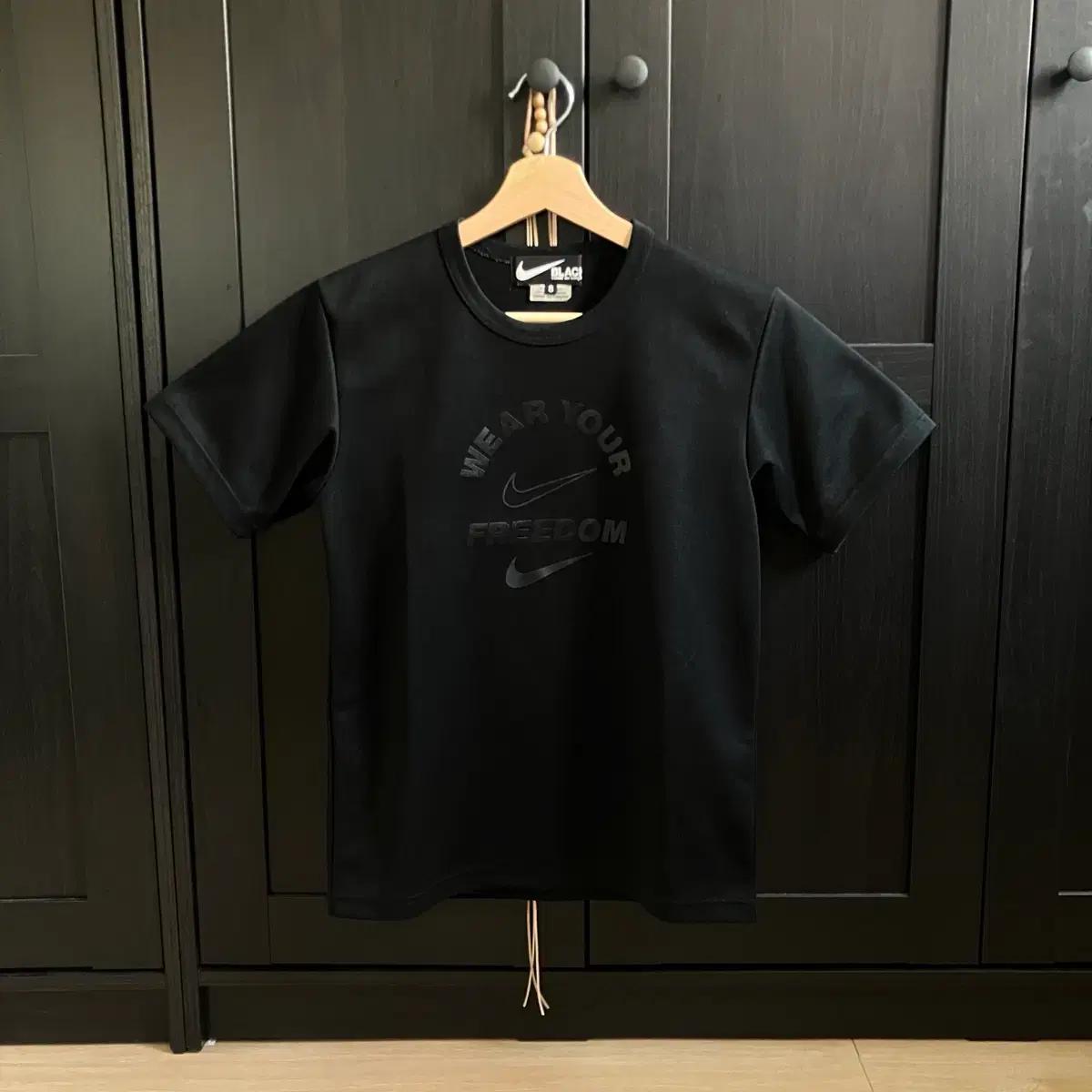 Comme des Garcons Black X Nike T-shirt