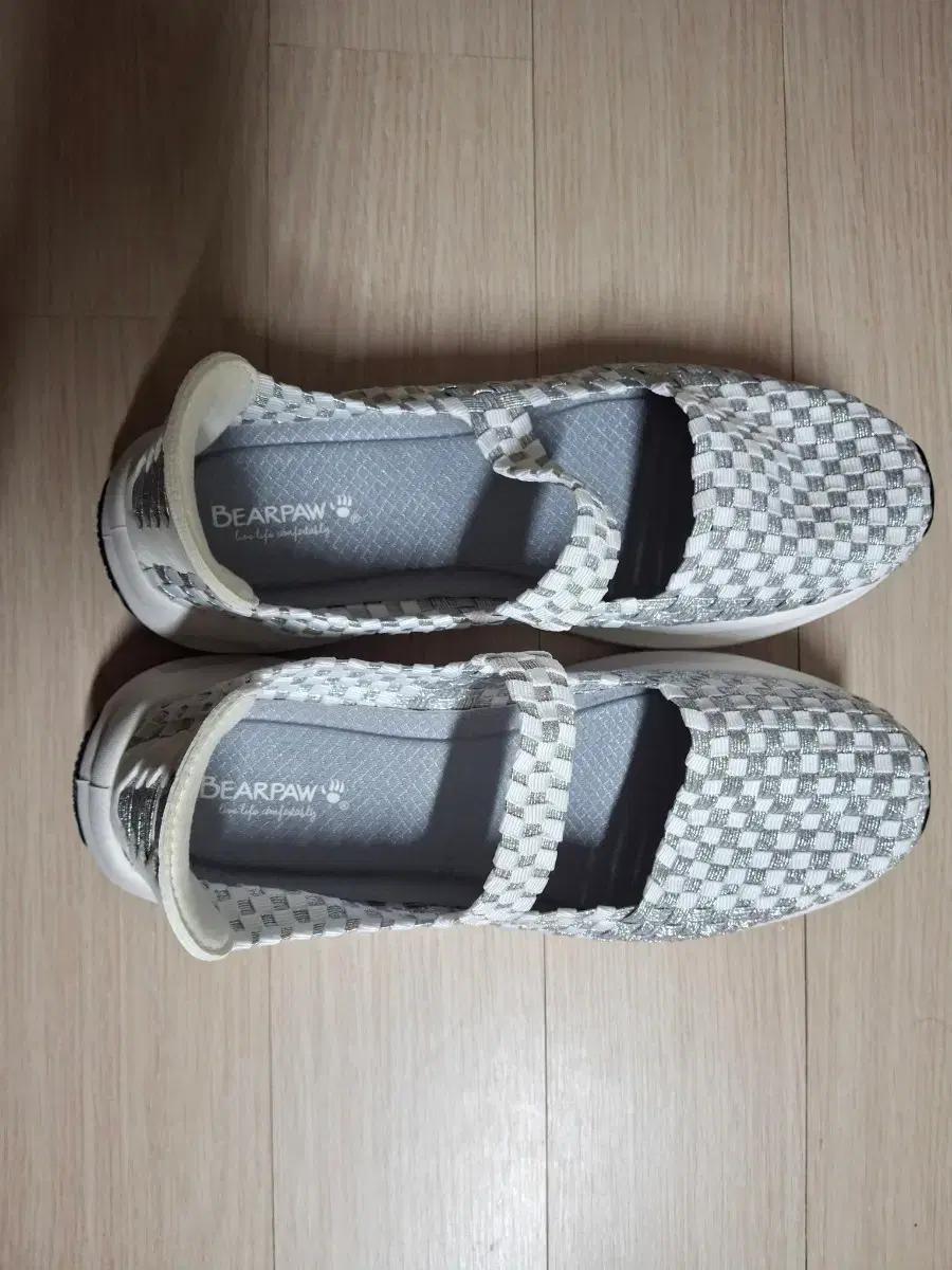 베어파우 여성 단화