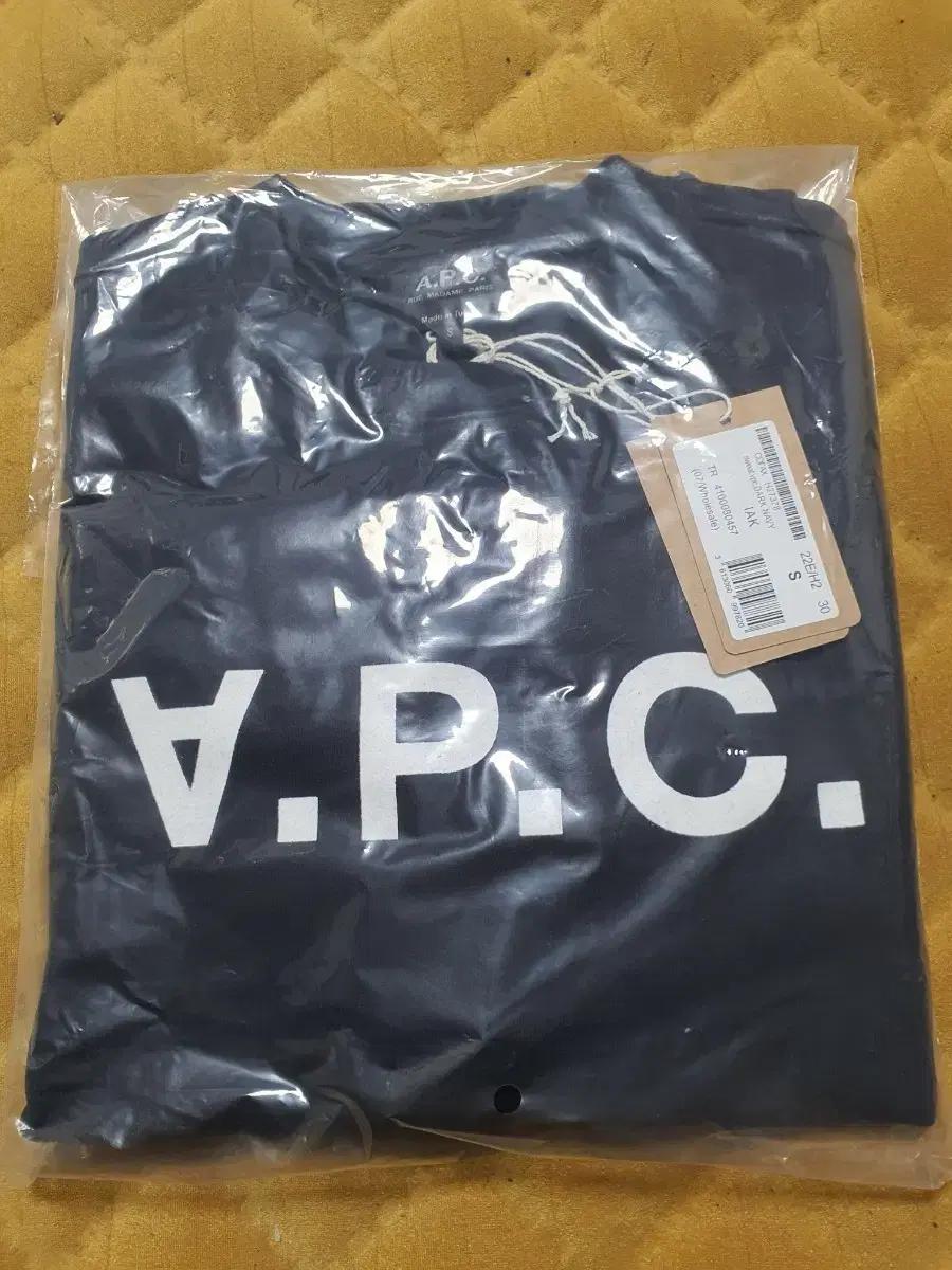 A.P.C.맨투맨 다크네이비 S