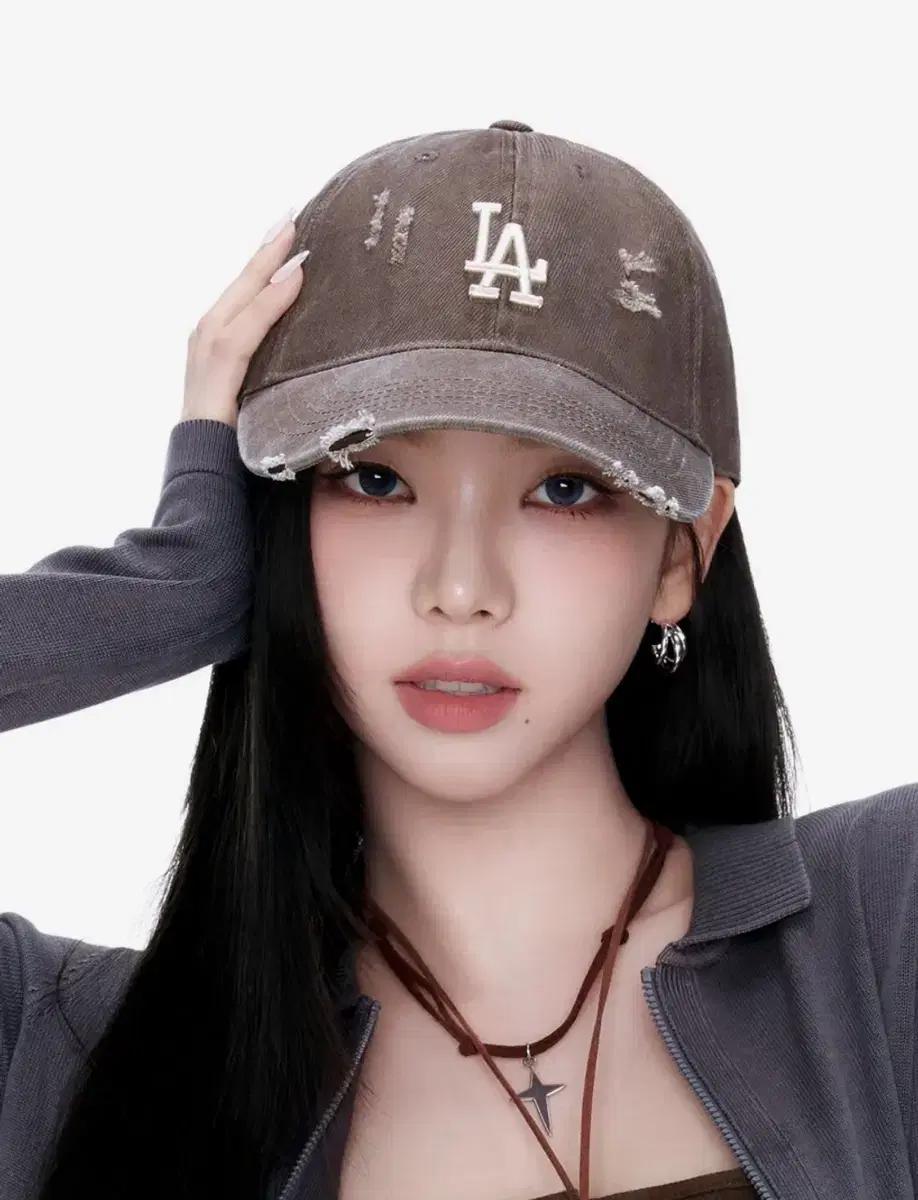mlb 엠엘비 데미지 워싱 언스트럭쳐 볼캡 LA 브라운