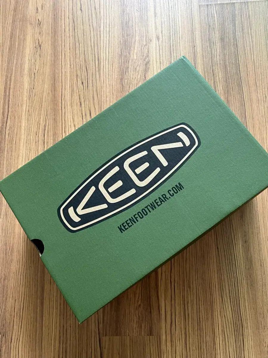 KEEN 재스퍼 (w)255 / 1회 착용 / 크림가 12.8