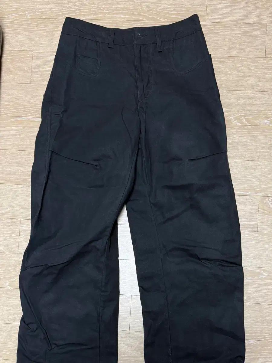 [s]Yiyae 왁스 코팅 팬츠 차콜 이예