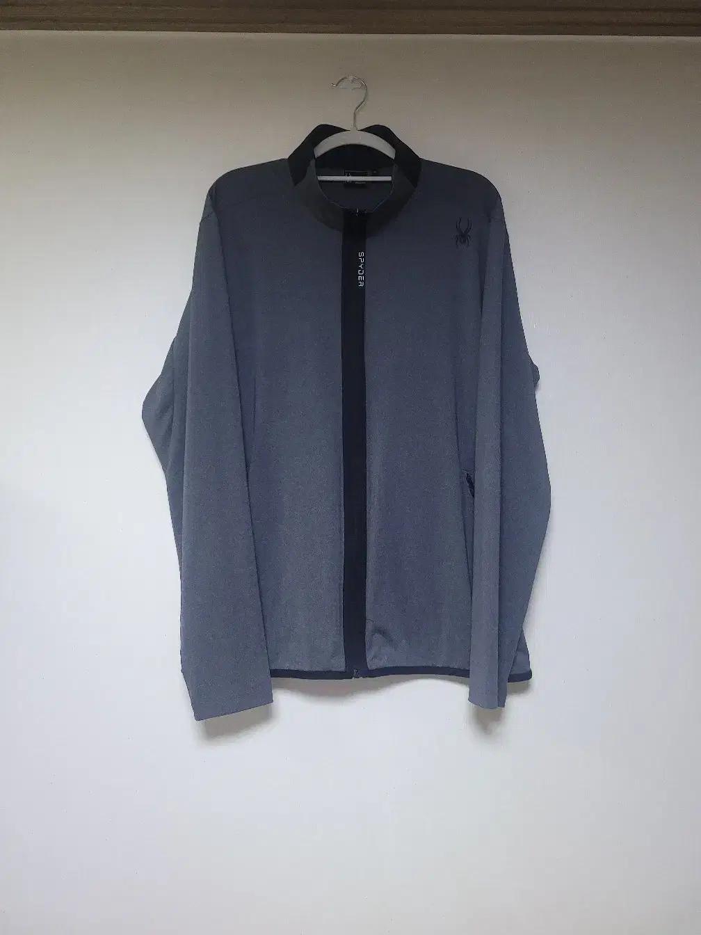 105/XL 스파이더 집업