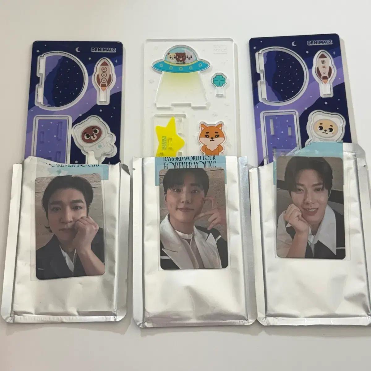 데이식스 포에버영 전국투어 아크릴 스탠드 밤성진 낮영현 밤도운 원가이하