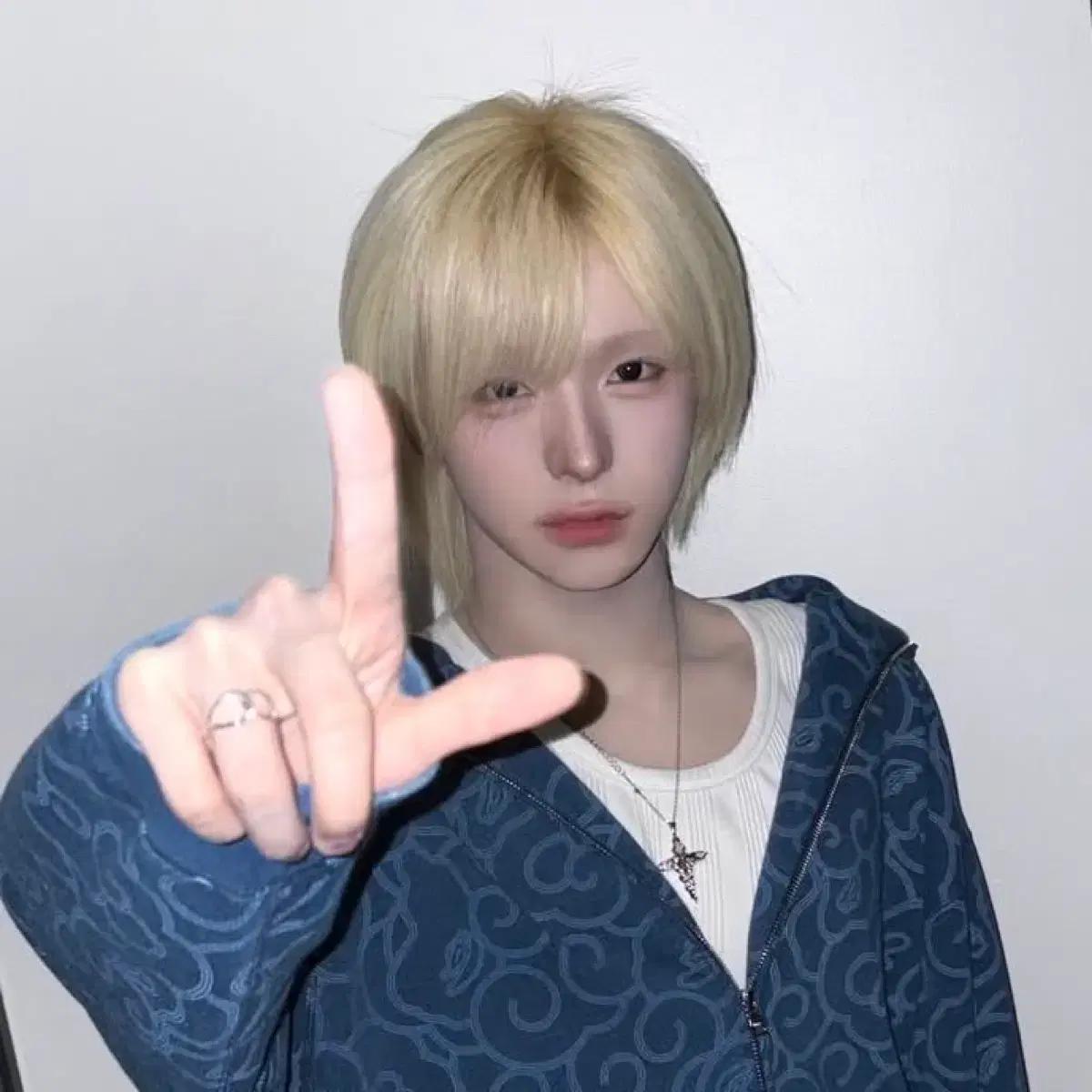 아이덴티티 이청명 굿즈 사요