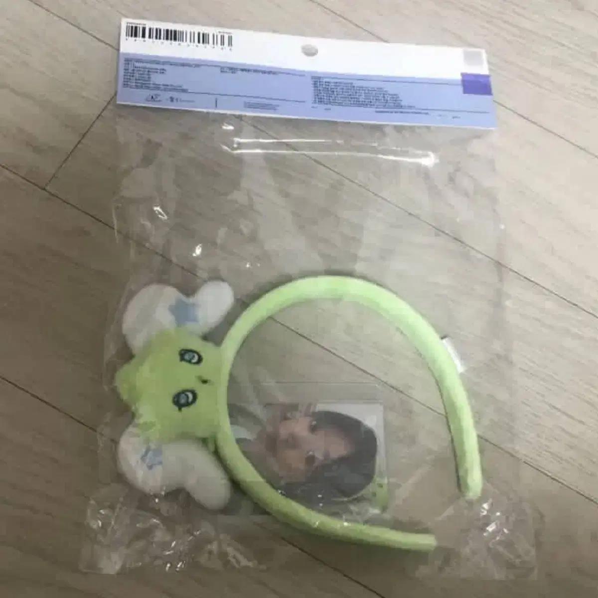미개봉 엔시티위시 리쿠 에버랜드 위츄 머리띠
