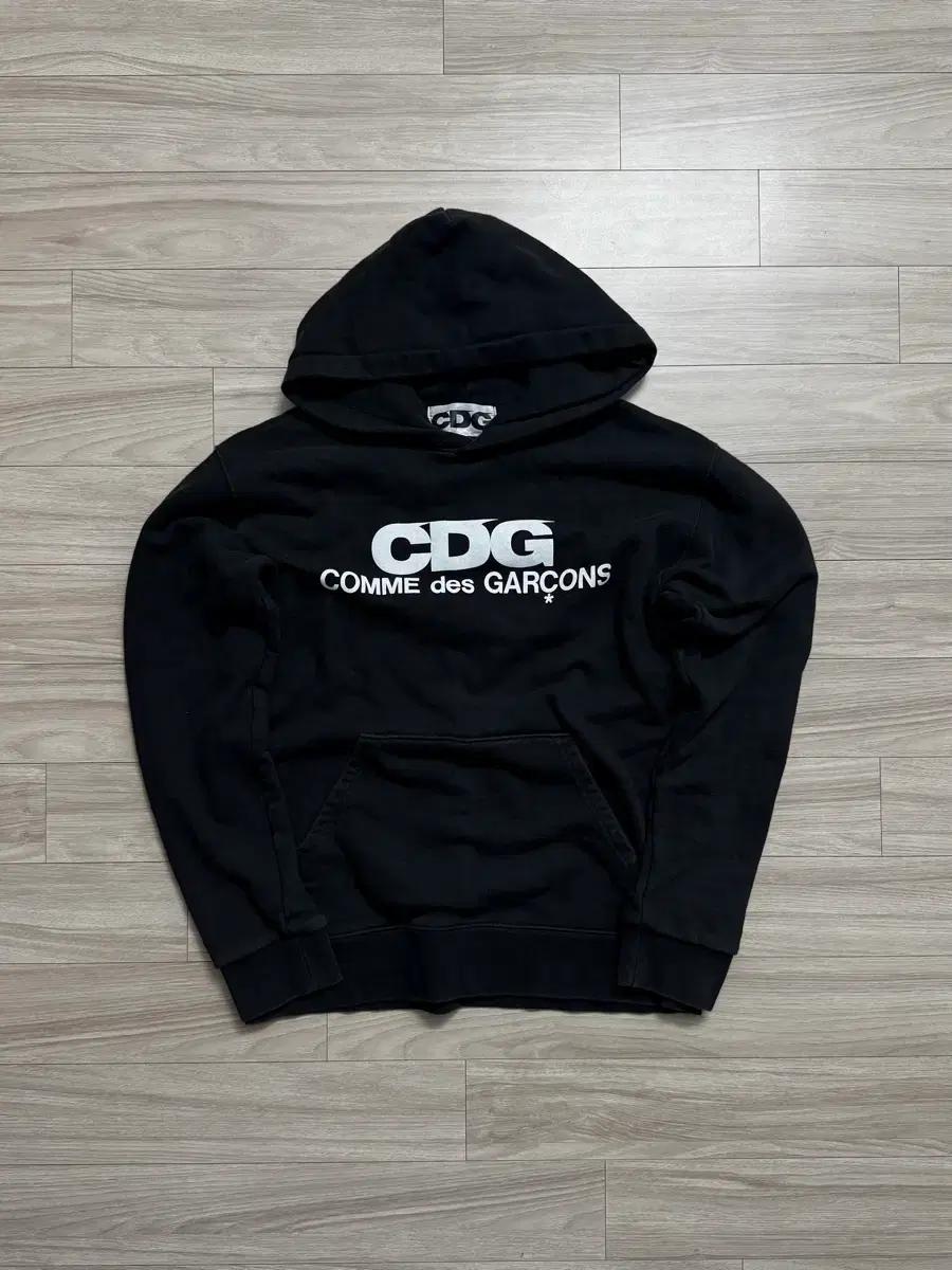 CDG 꼼데가르송 블랙 후드티