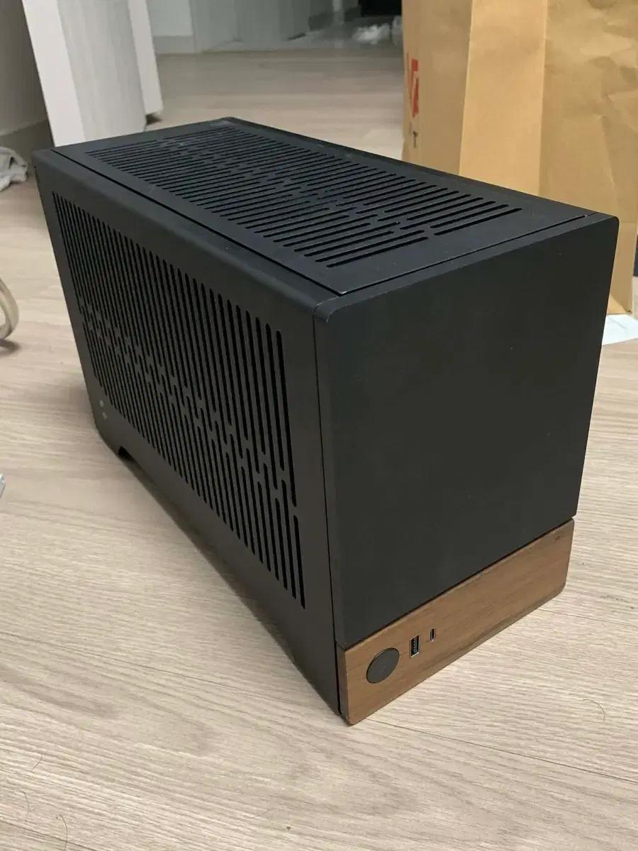 7800x3d rtx 4080 super sff 컴퓨터 본체