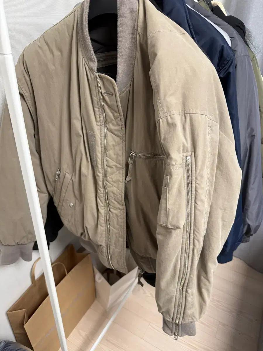 그레일즈 MULTI ZIPPER BOMBER JACKET 2사이즈