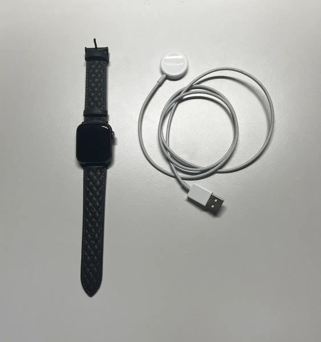 [급처] 애플워치 se 40mm 판매합니다