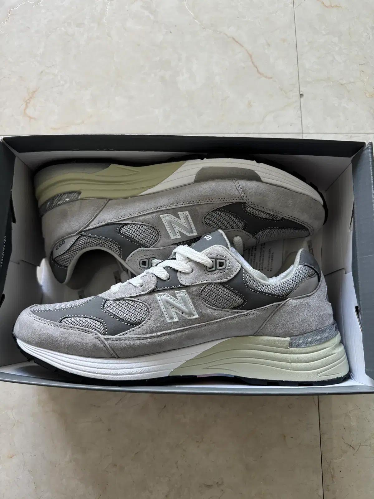 992 메이드 인 USA 그레이 - D 스탠다드 270MM