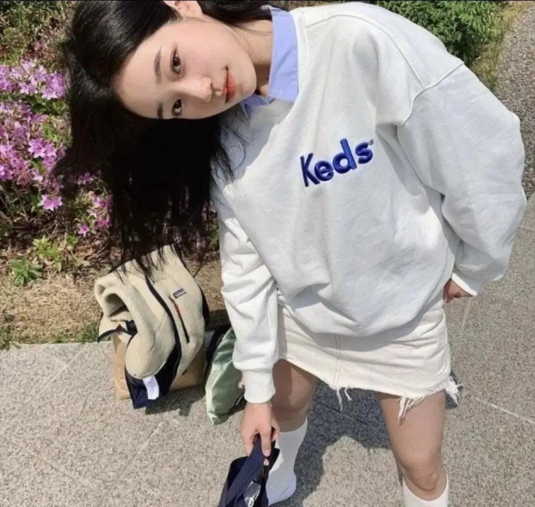 케즈 부클 로고 맨투맨