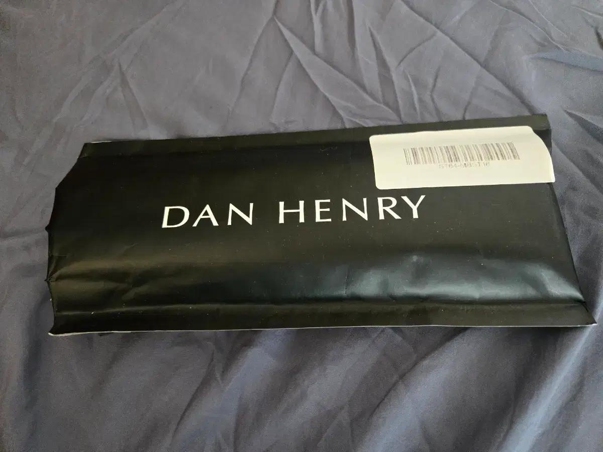 Dan Henry  댄 헨리 스테인리스 스틸 시계줄. 새제품